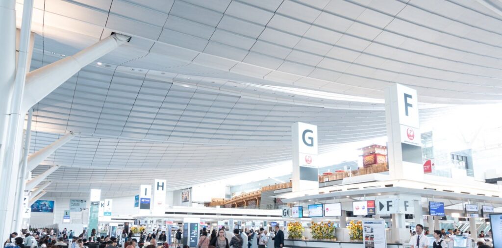 羽田空港の国際線カウンター